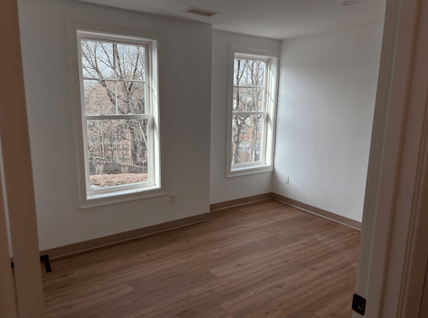 Natick Apartment: 26 Union Street