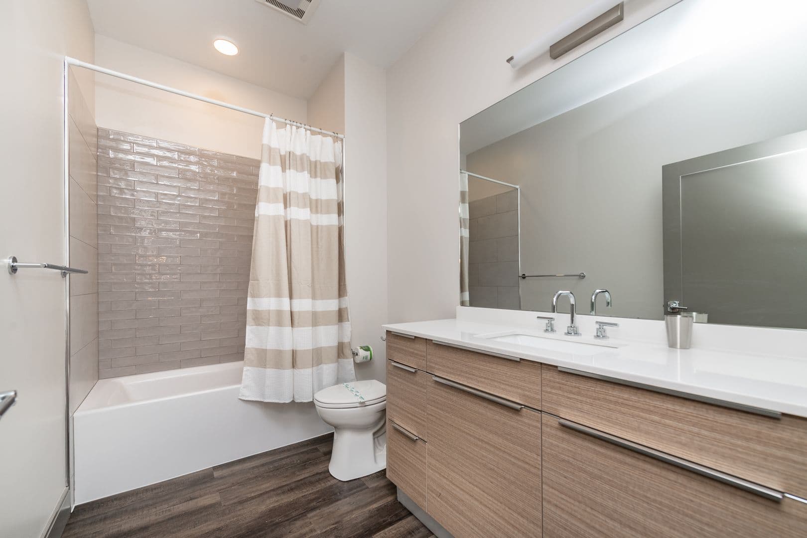 Somerville Apartment: 400 Mystic Avenue