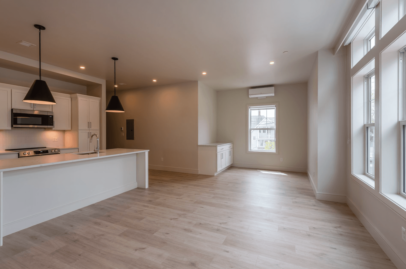 Norwood Apartment: 1223 Washington Street