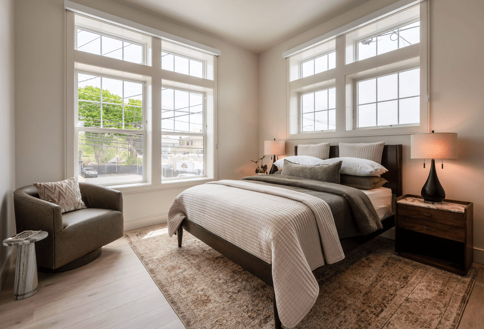 Norwood Apartment: 1223 Washington Street