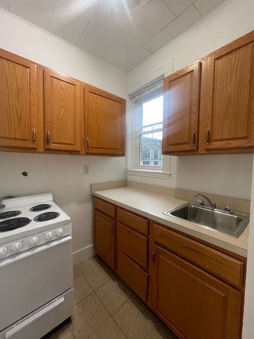 Boston Apartment: 11 Tetlow St