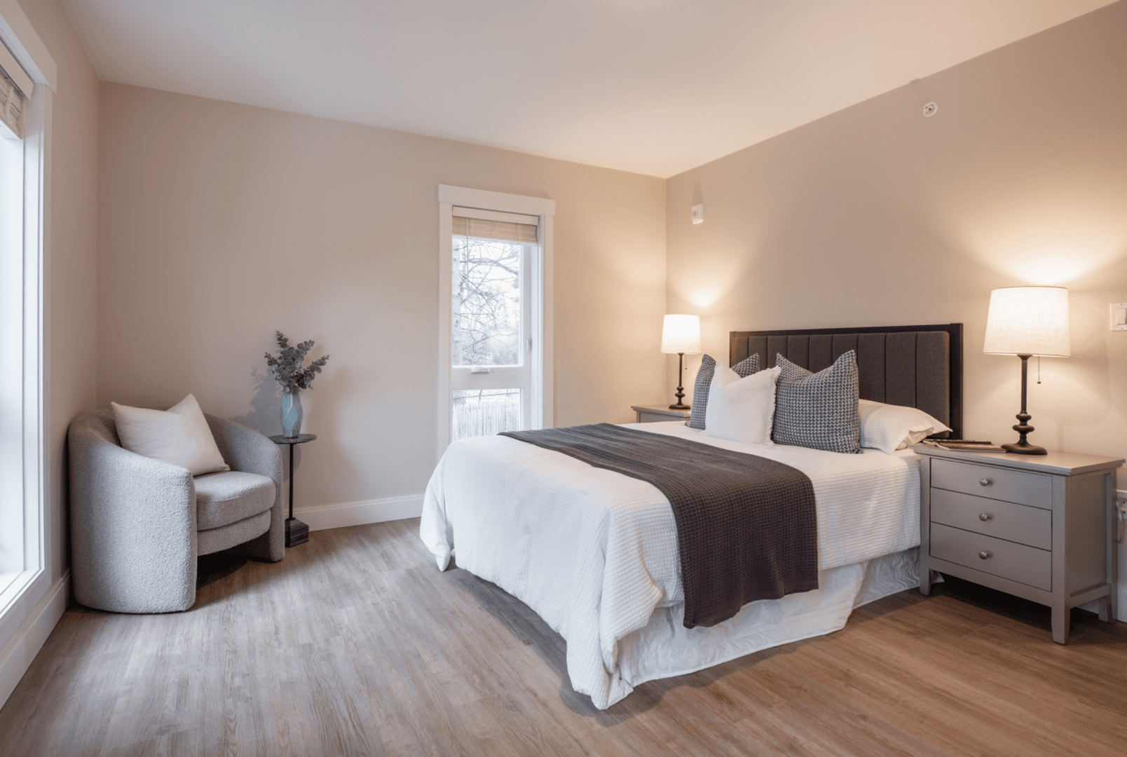 Milton Apartment: 936 Brush Hill Road