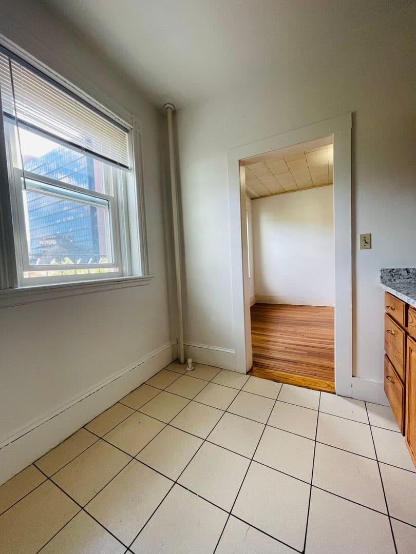 Boston Apartment: 11 Tetlow St
