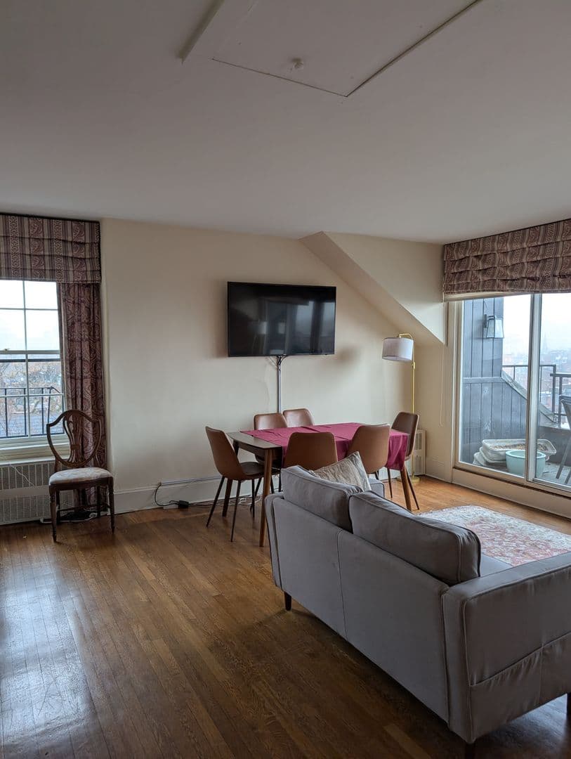 Boston Apartment: 2 Louisburg Square