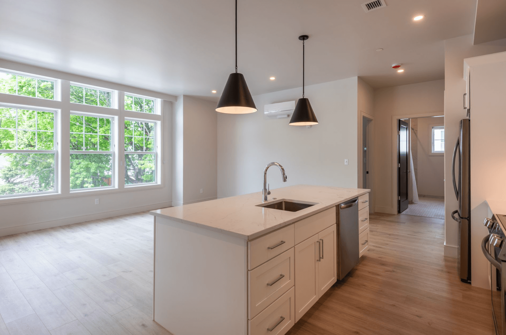 Norwood Apartment: 1223 Washington Street