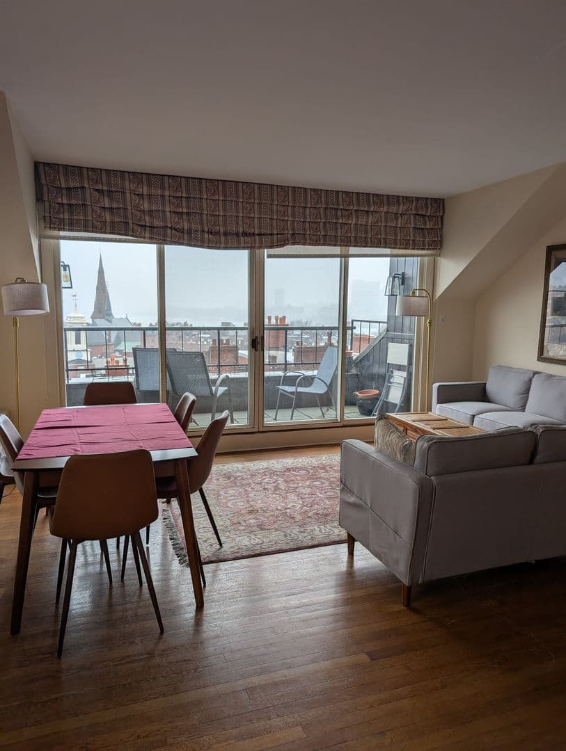 Boston Apartment: 2 Louisburg Square