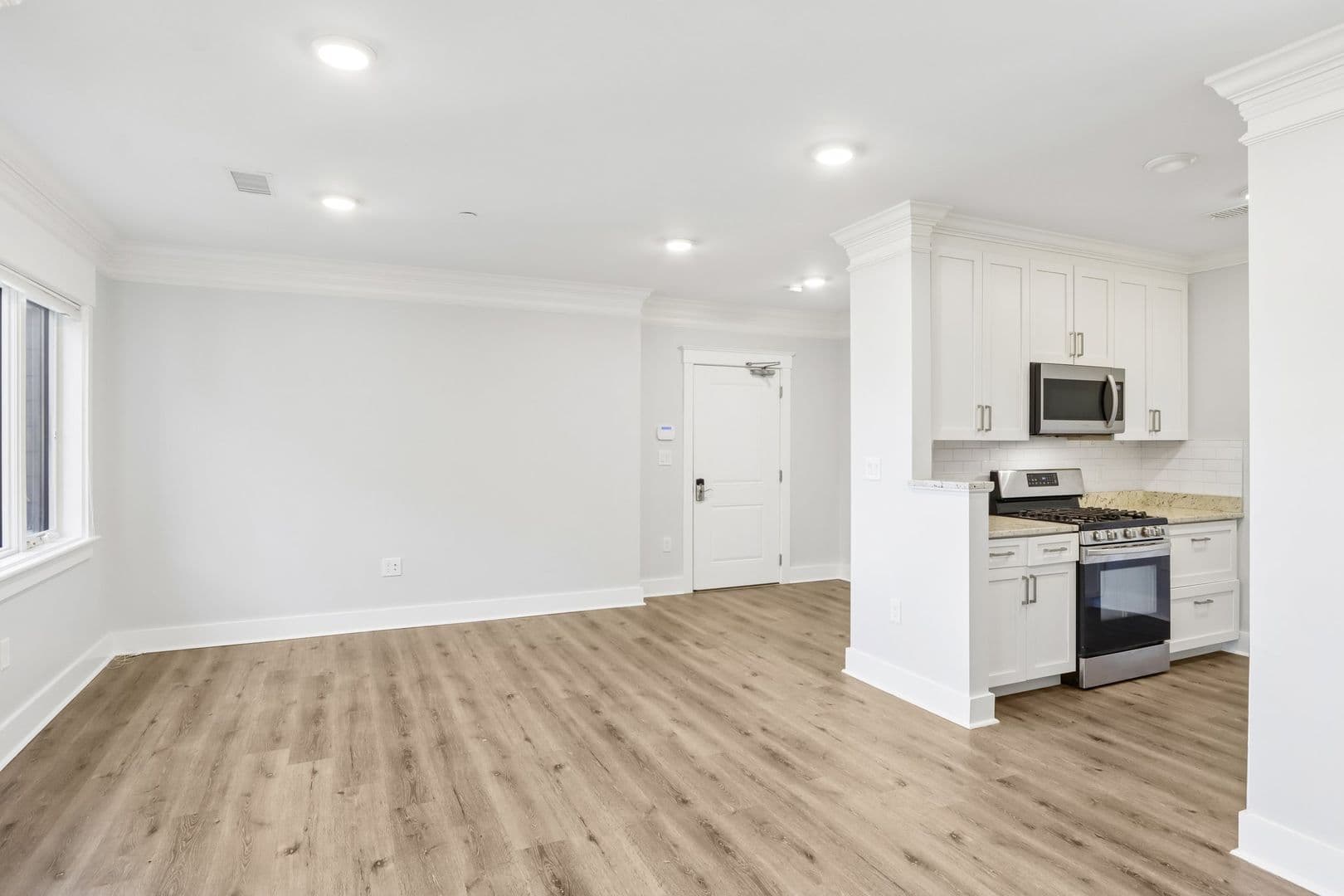 Medfield Apartment: 13-18 Hennery Way