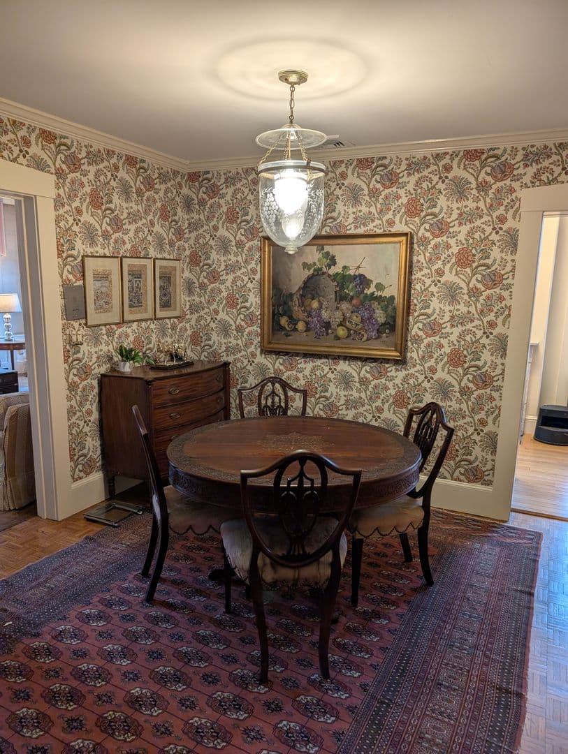 Boston Apartment: 2 Louisburg Square