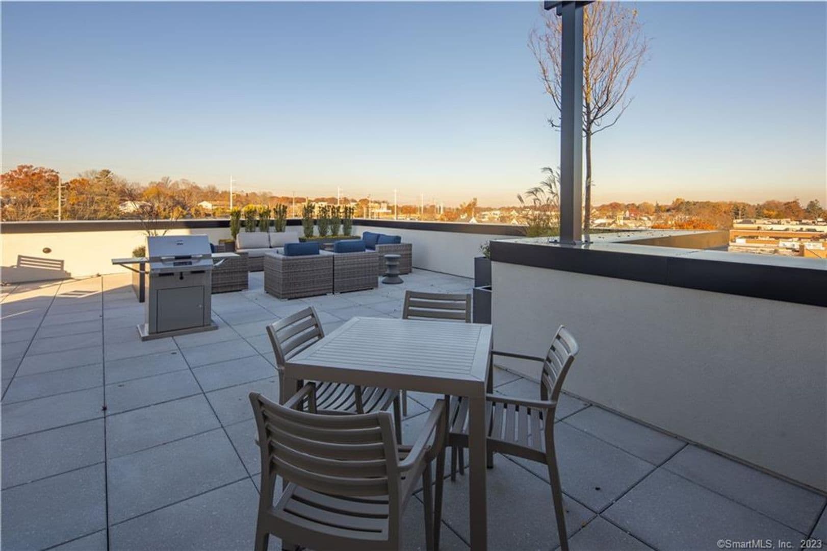 Fairfield Apartment: 1675 Post Road