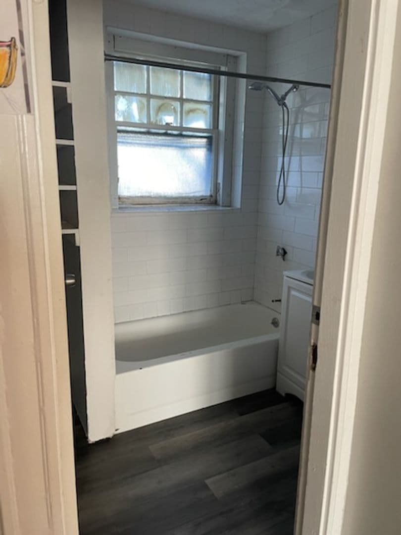 Medford Apartment: 208 Main St.