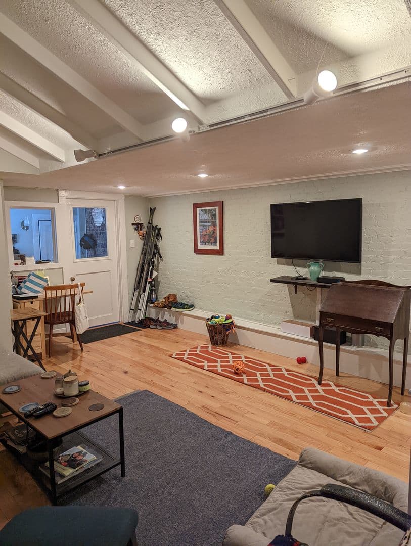 Boston Apartment: 127 Bay State Road