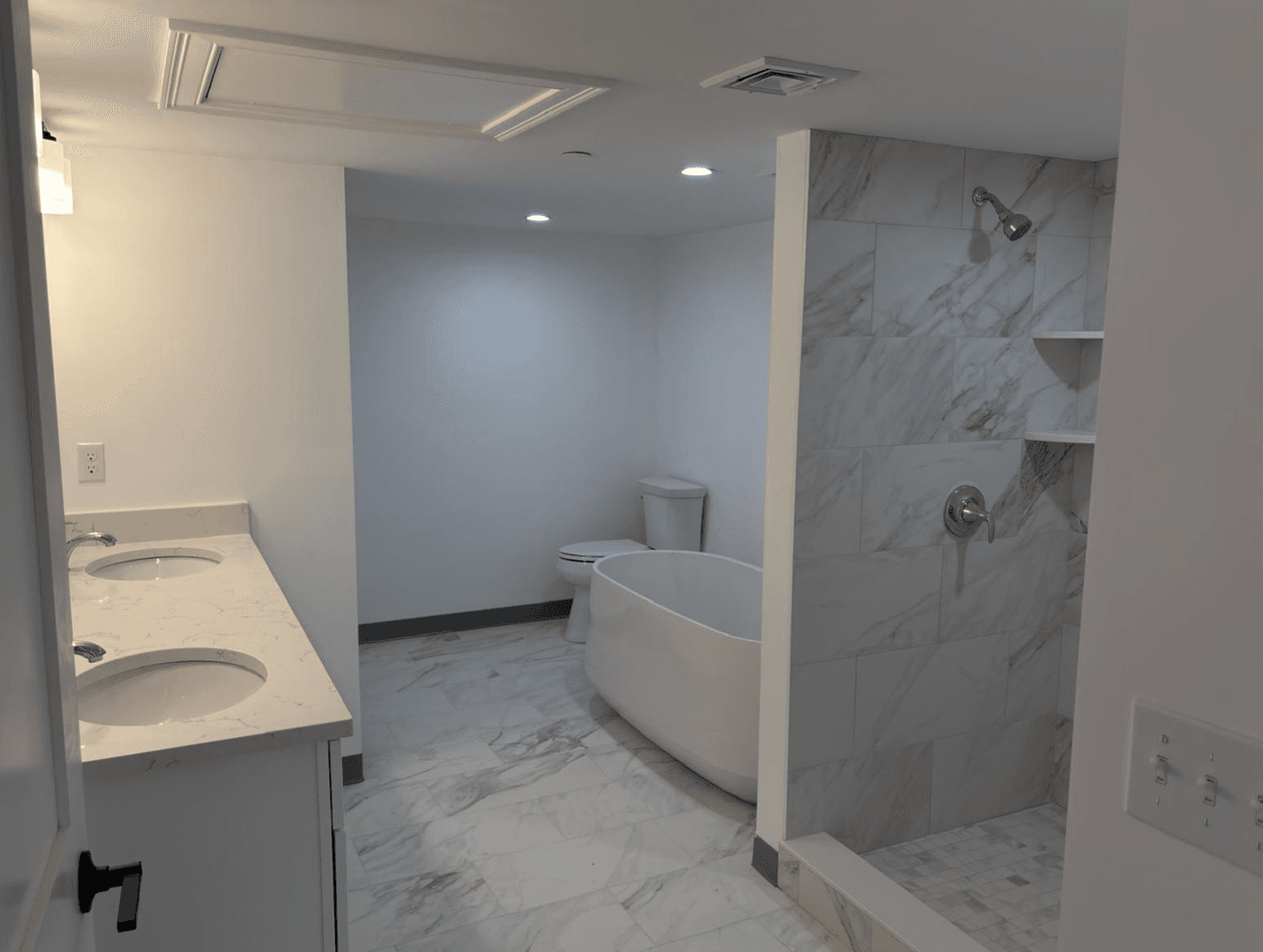Natick Apartment: 26 Union Street