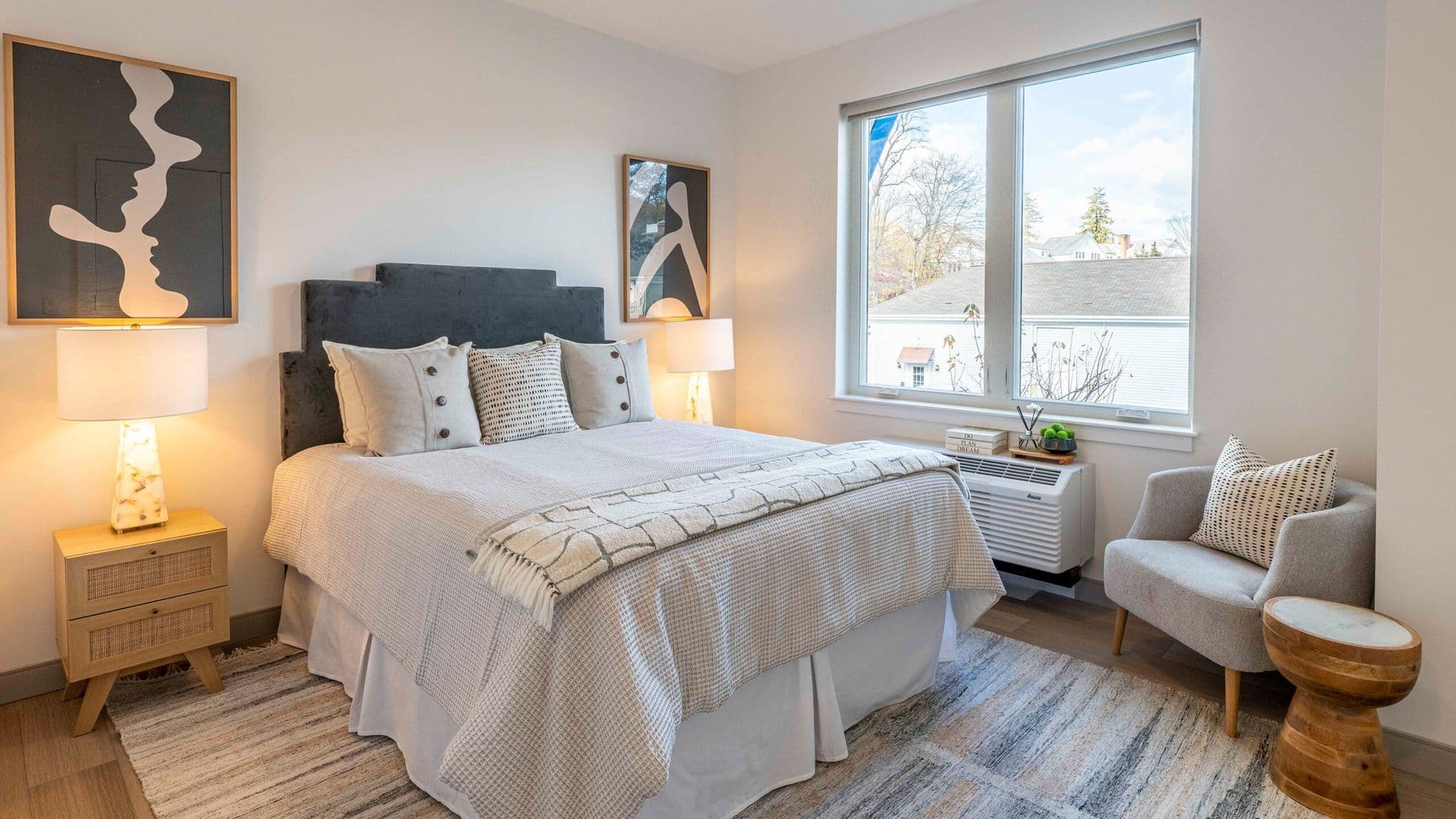 Wilton Apartment: 22 Hubbard Rd