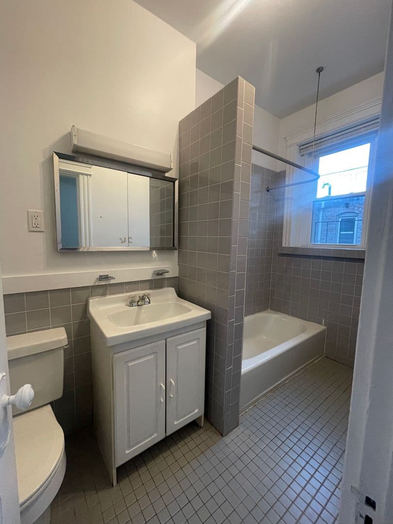 Boston Apartment: 11 Tetlow St