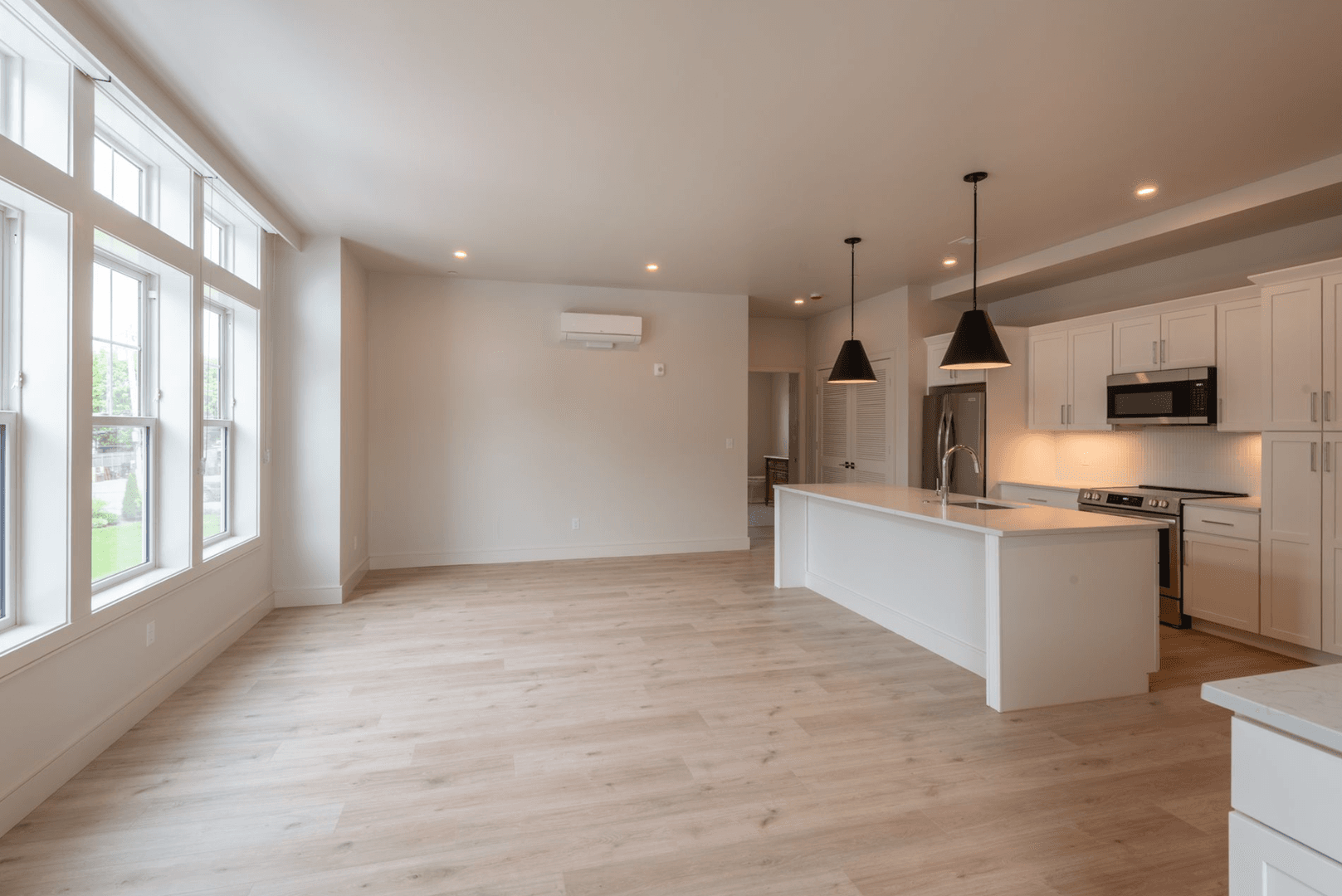 Norwood Apartment: 1223 Washington Street