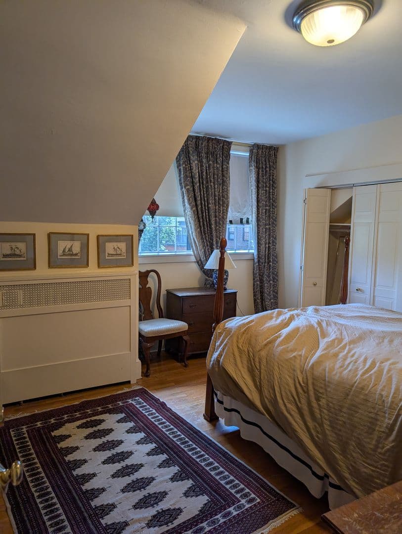 Boston Apartment: 2 Louisburg Square