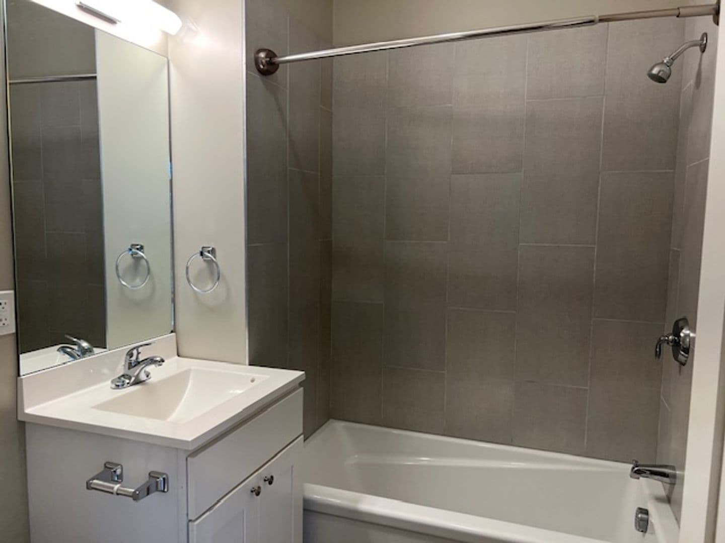 Wakefield Apartment: 600 North Ave