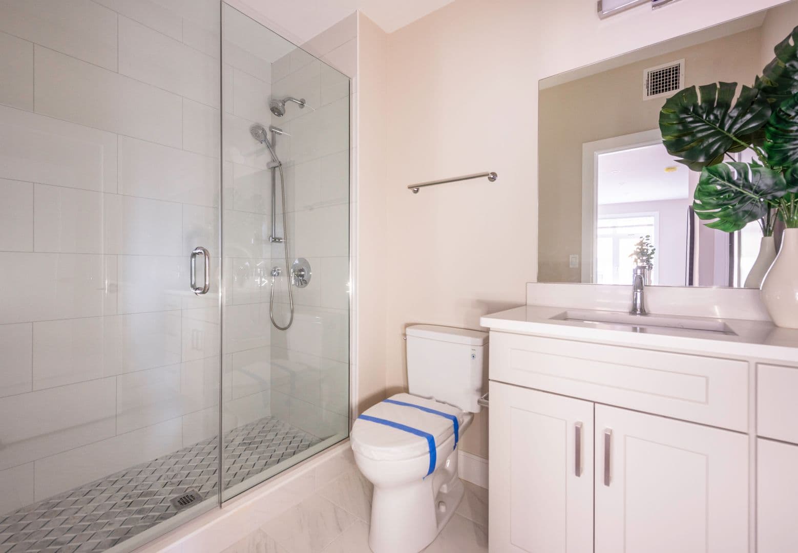 Somerville Apartment: 394 McGrath Hwy