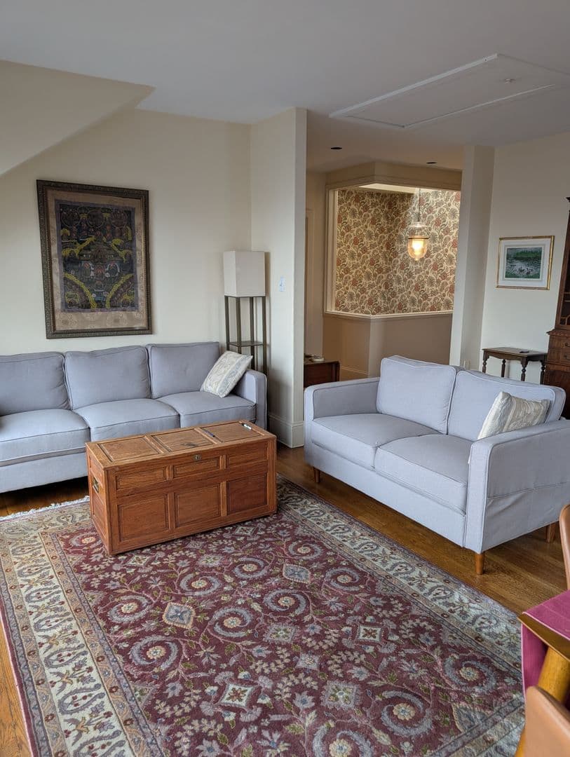 Boston Apartment: 2 Louisburg Square