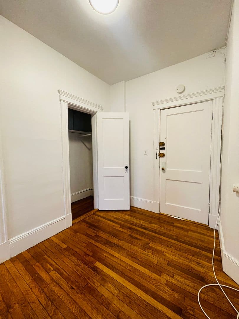 Boston Apartment: 11 Tetlow St