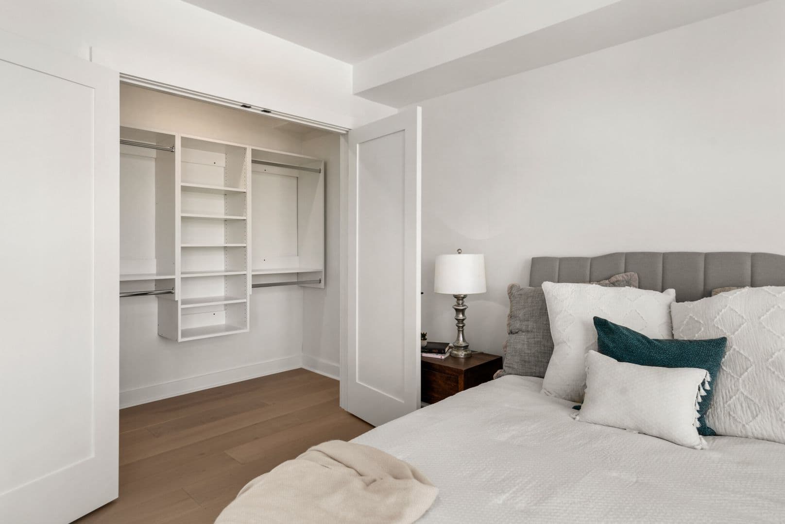 East Boston Apartment: 917 Bennington St