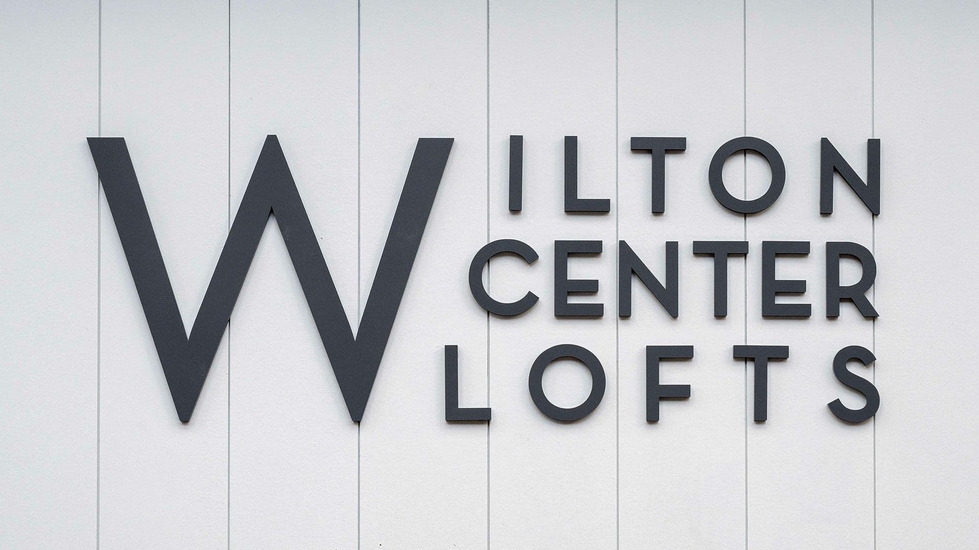 Wilton Apartment: 22 Hubbard Rd