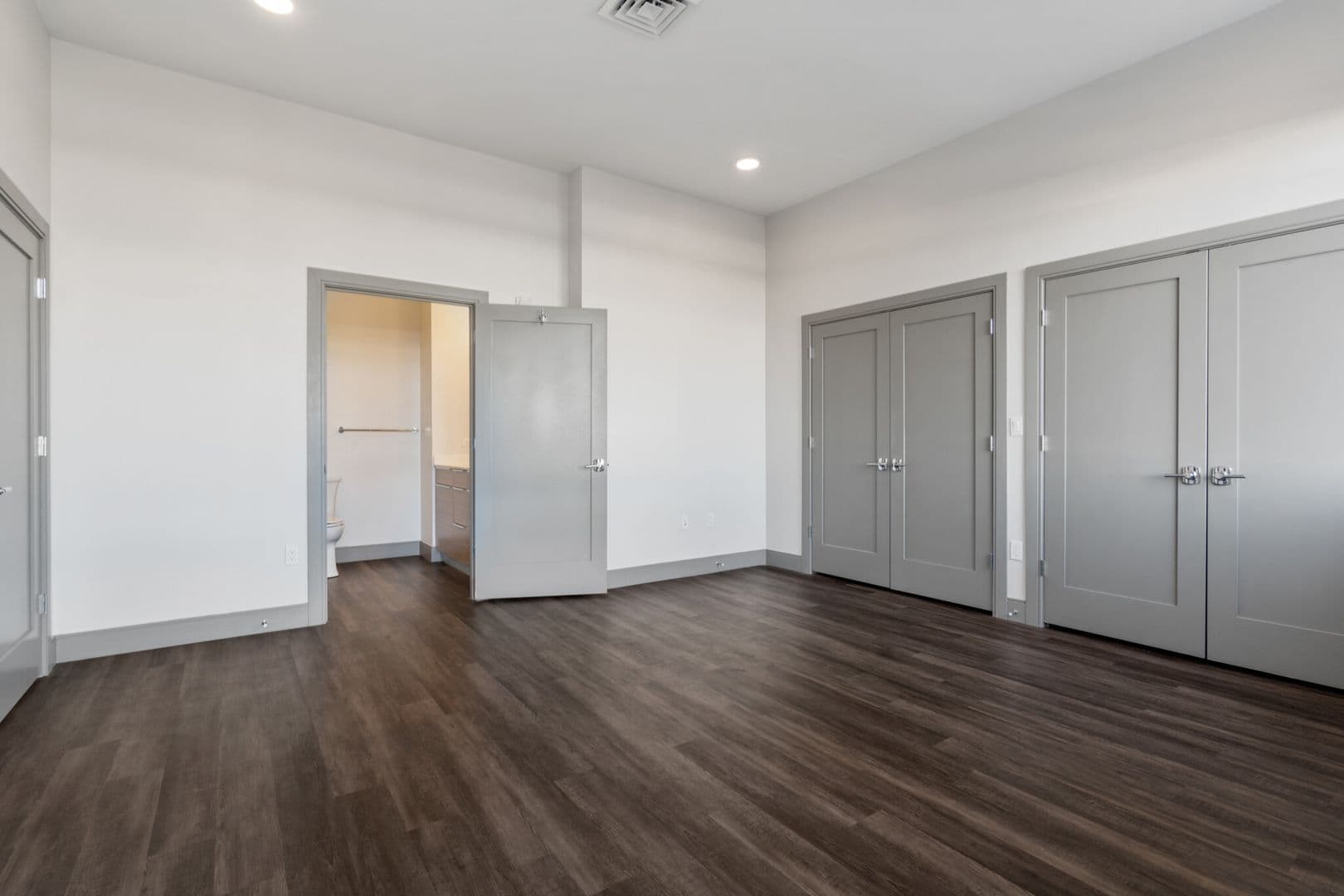 Somerville Apartment: 400 Mystic Avenue