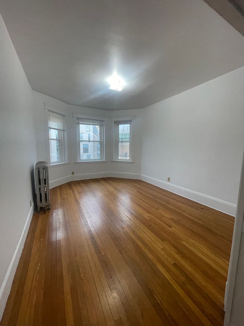 Boston Apartment: 11 Tetlow St