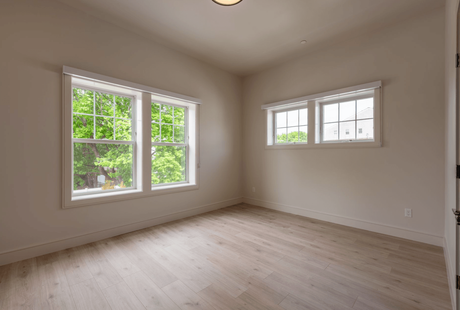 Norwood Apartment: 1223 Washington Street
