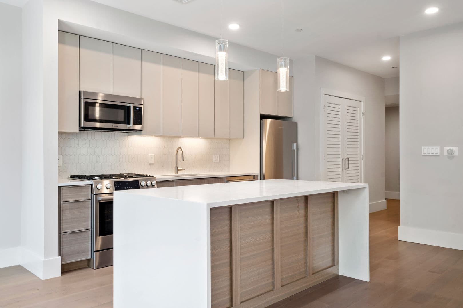Boston Apartment: 3193 Washington St