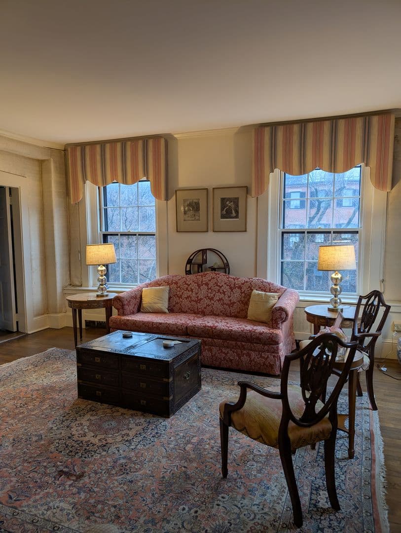 Boston Apartment: 2 Louisburg Square