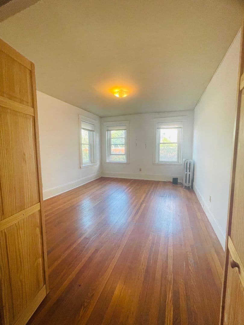 Boston Apartment: 11 Tetlow St