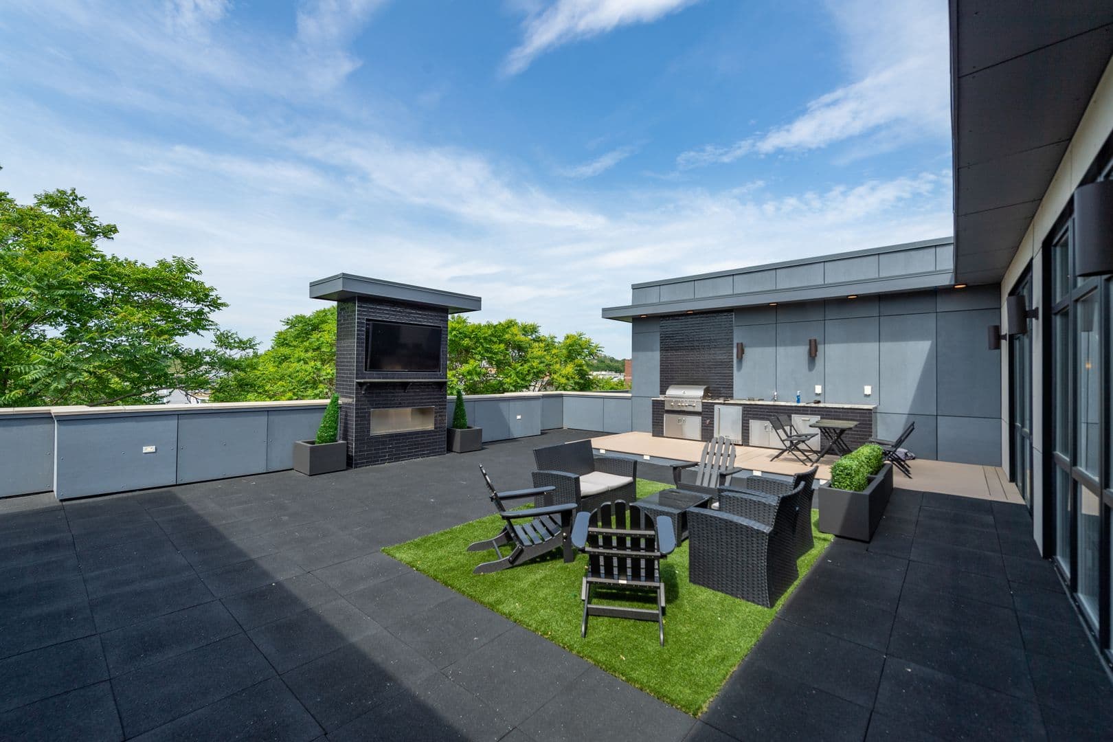 Somerville Apartment: 400 Mystic Avenue