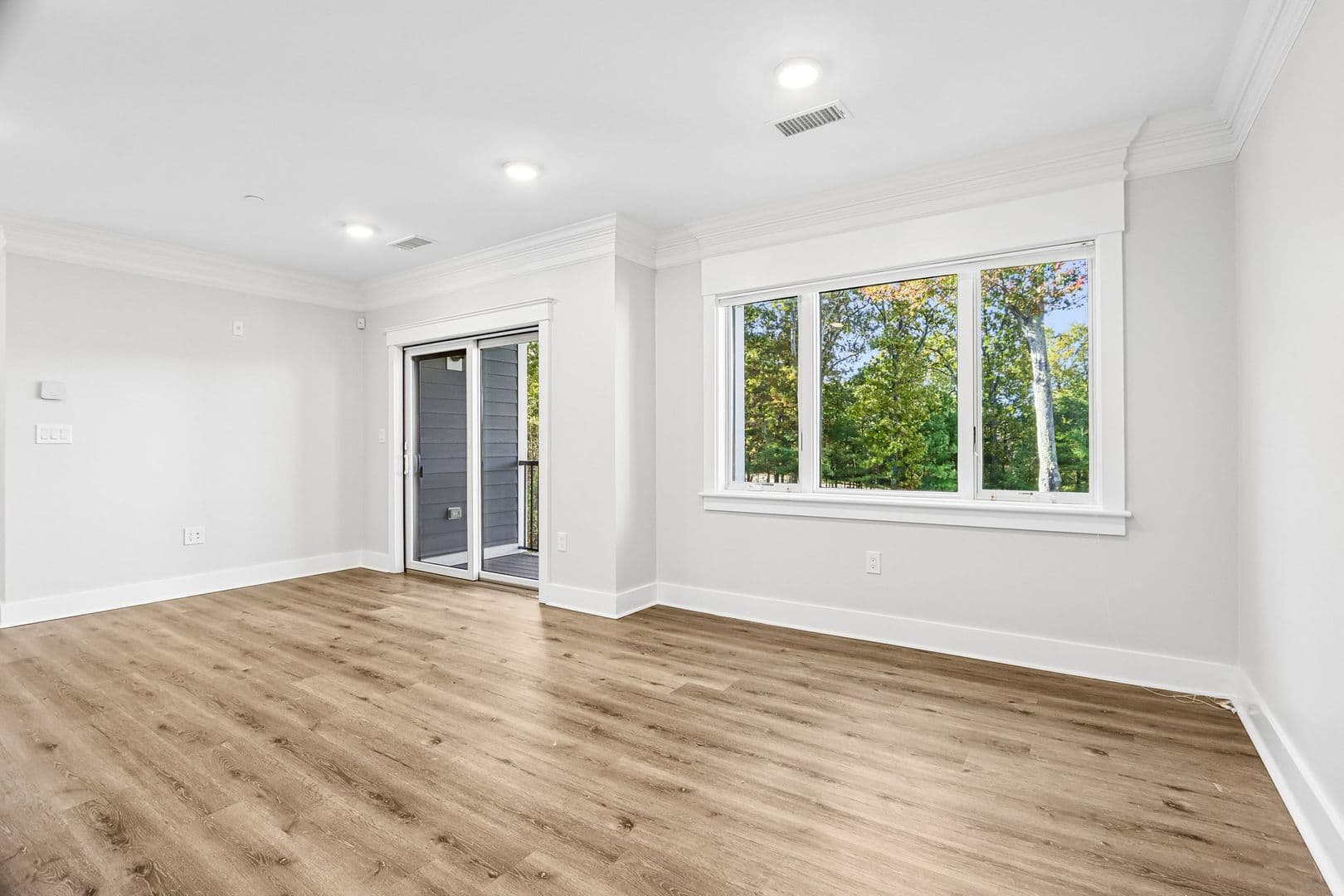 Medfield Apartment: 13-18 Hennery Way