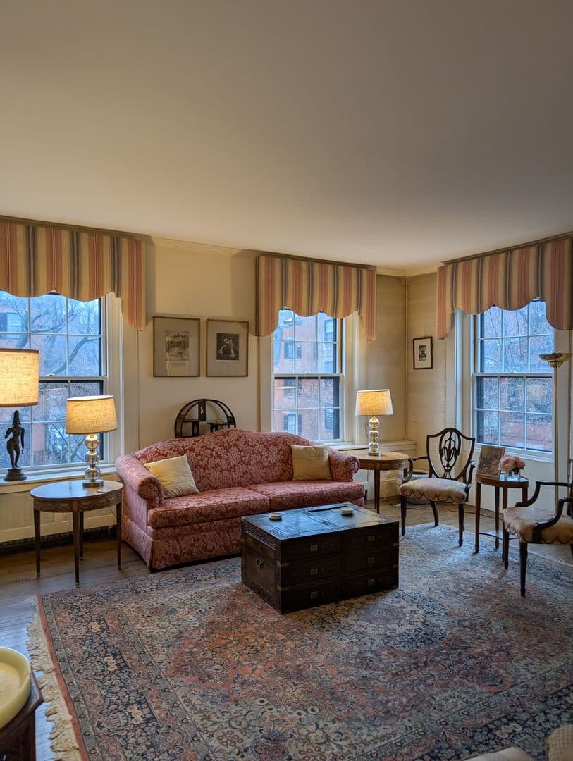 Boston Apartment: 2 Louisburg Square