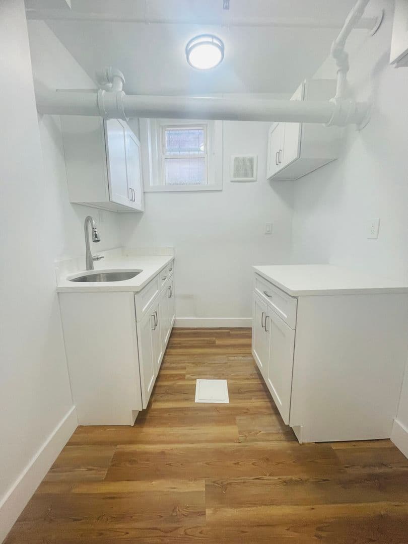 Boston Apartment: 11 Tetlow St