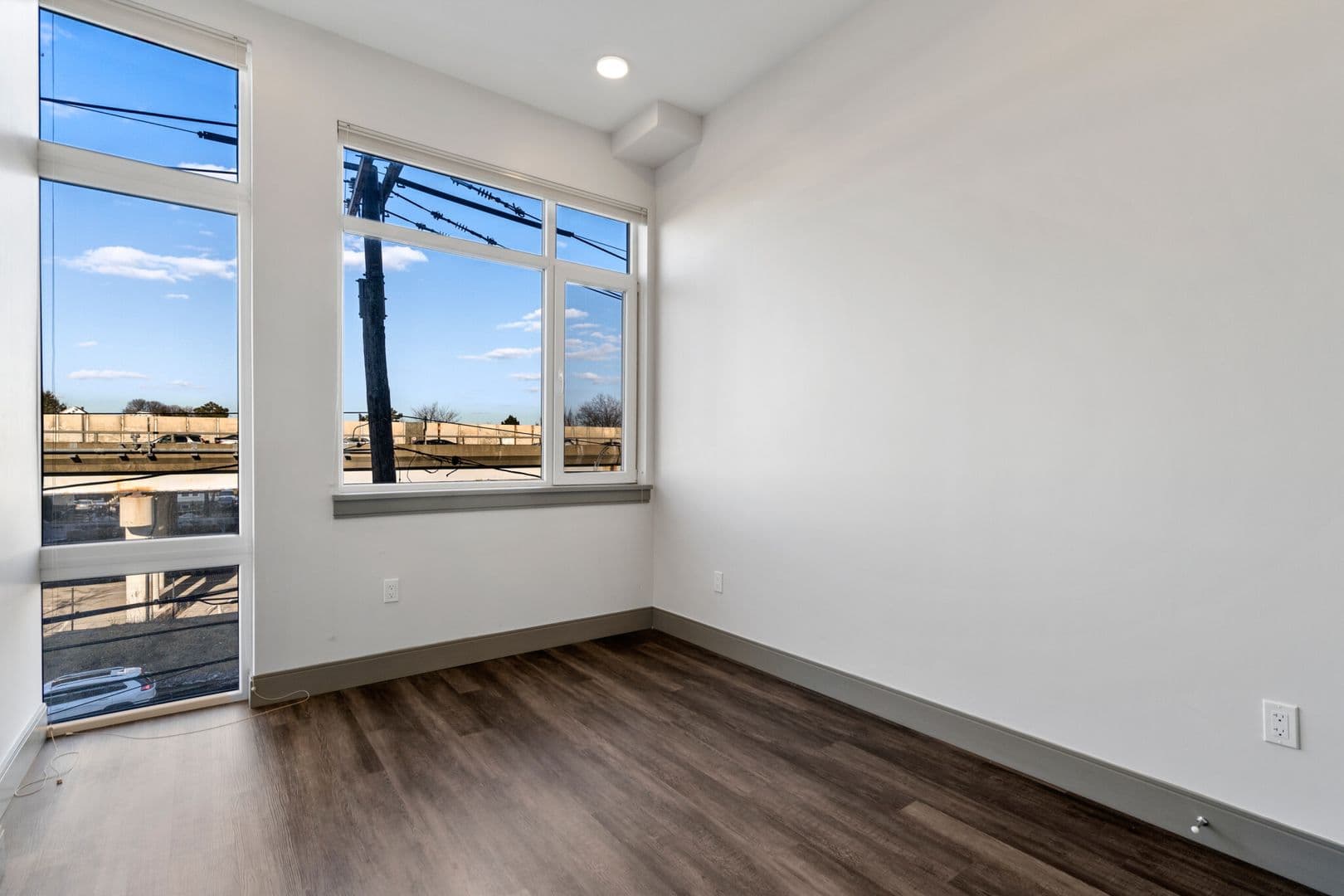 Somerville Apartment: 400 Mystic Avenue