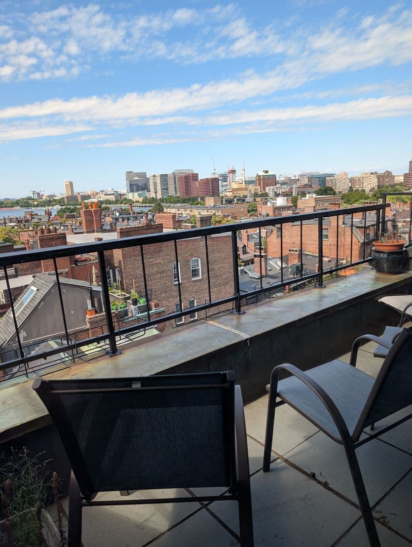 Boston Apartment: 2 Louisburg Square