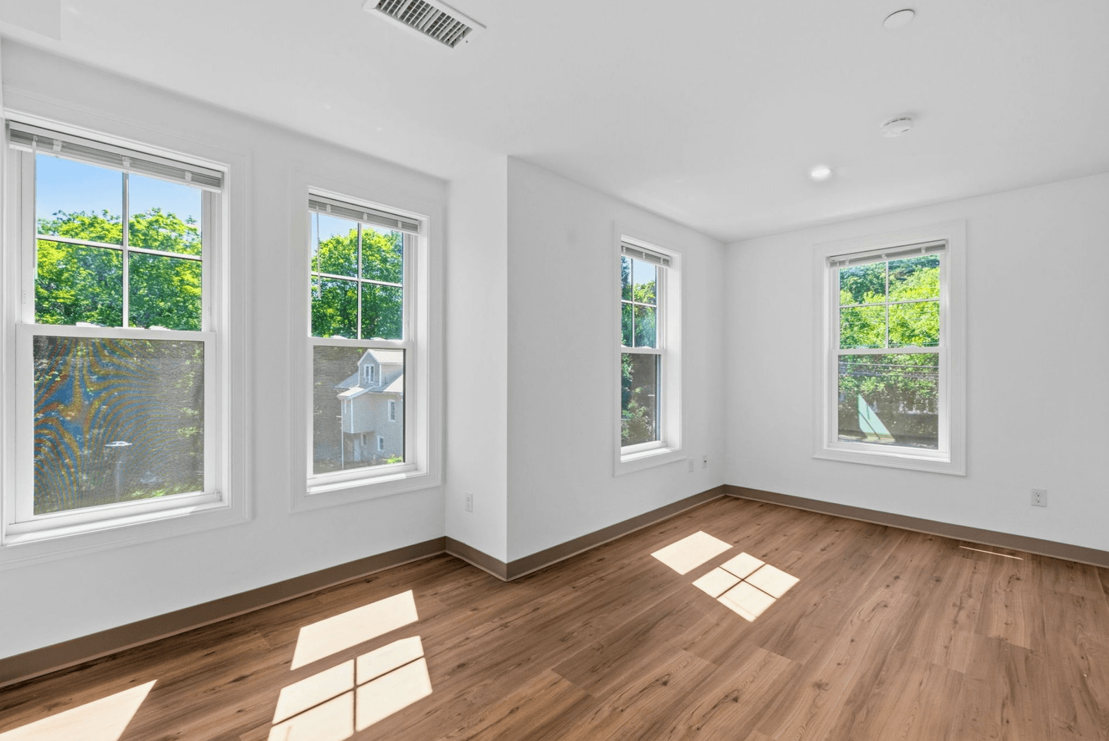 Natick Apartment: 26 Union Street