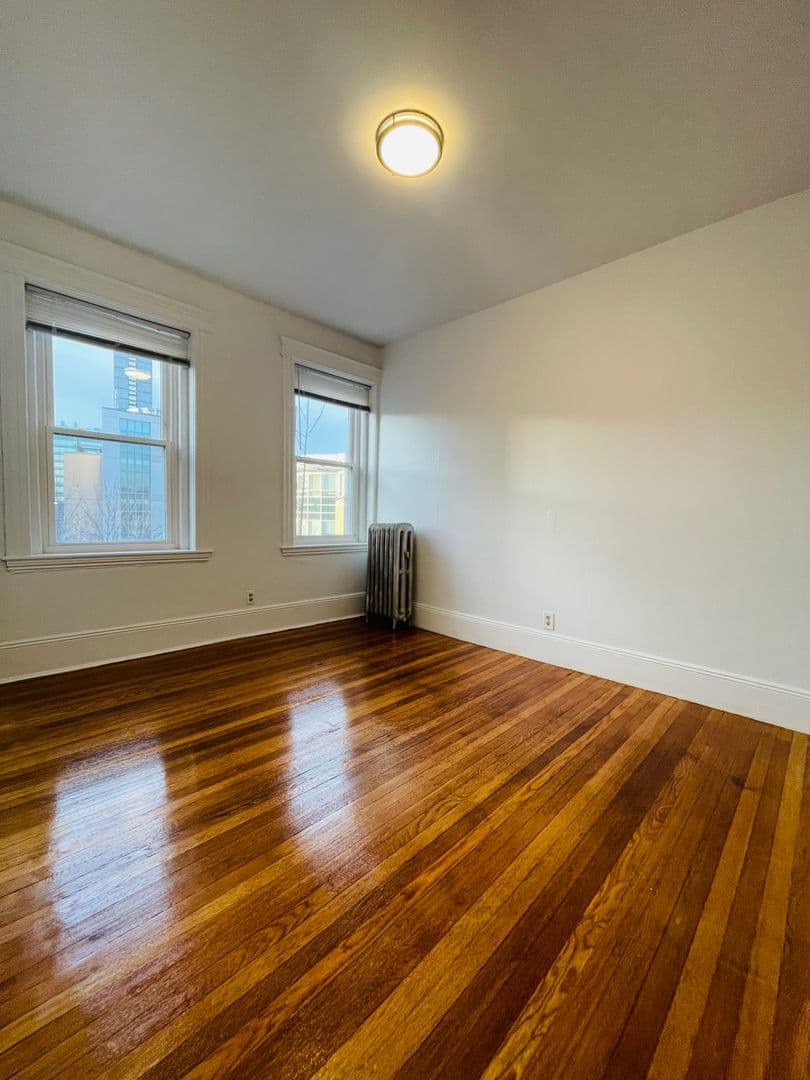 Boston Apartment: 11 Tetlow St
