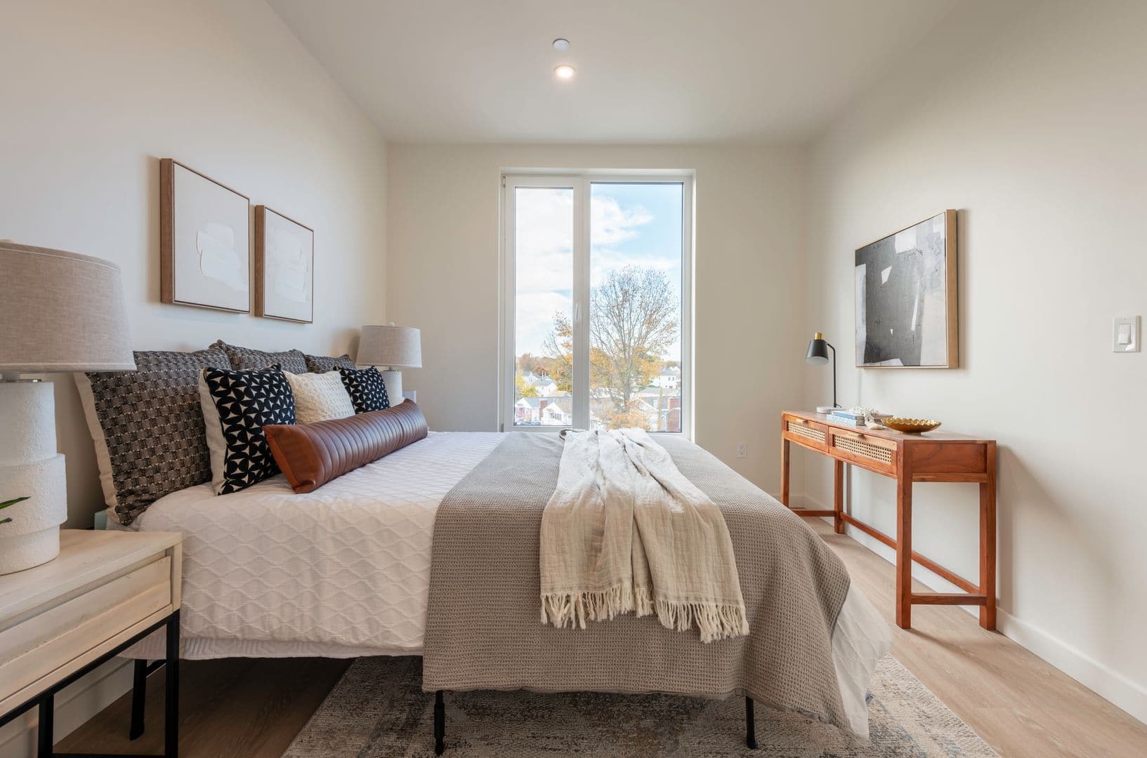 Revere Apartment: 810 Washington Ave