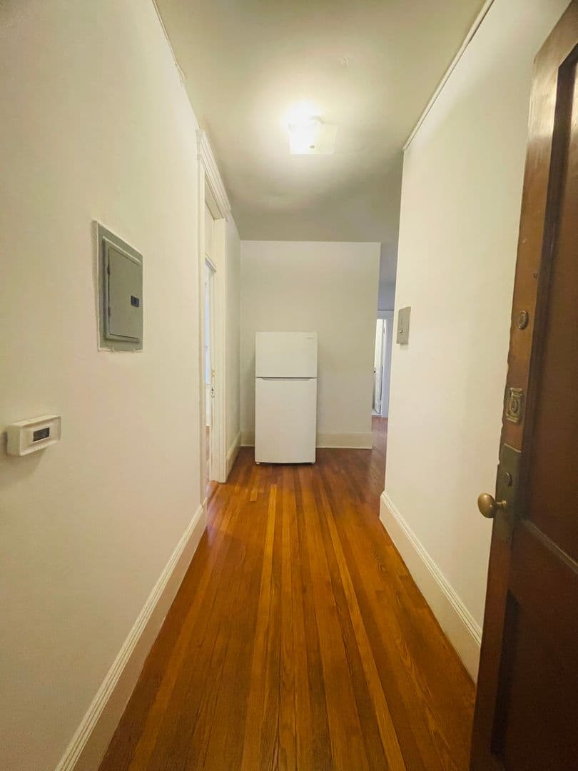 Boston Apartment: 11 Tetlow St