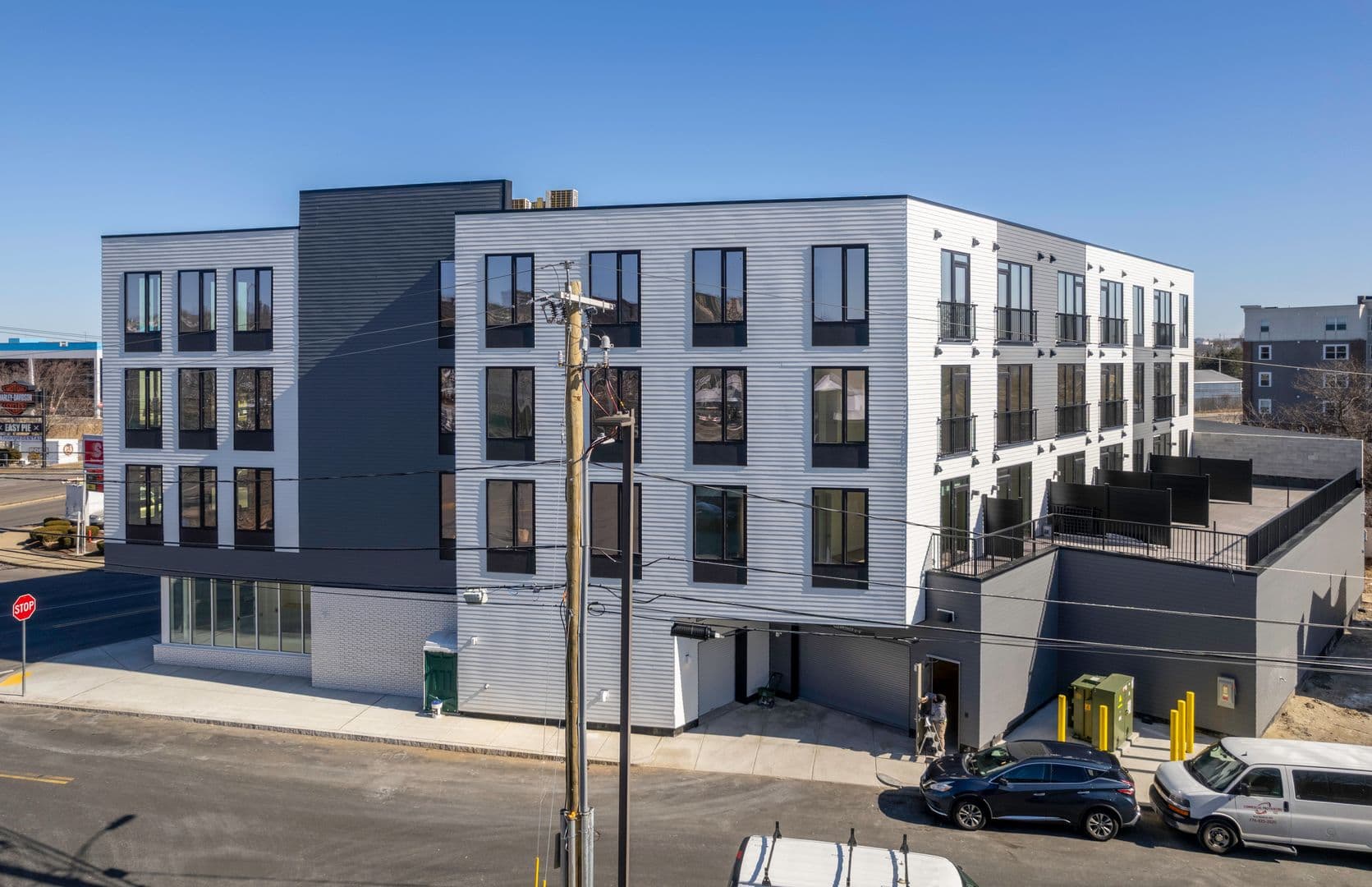 Revere Apartment: 810 Washington Ave