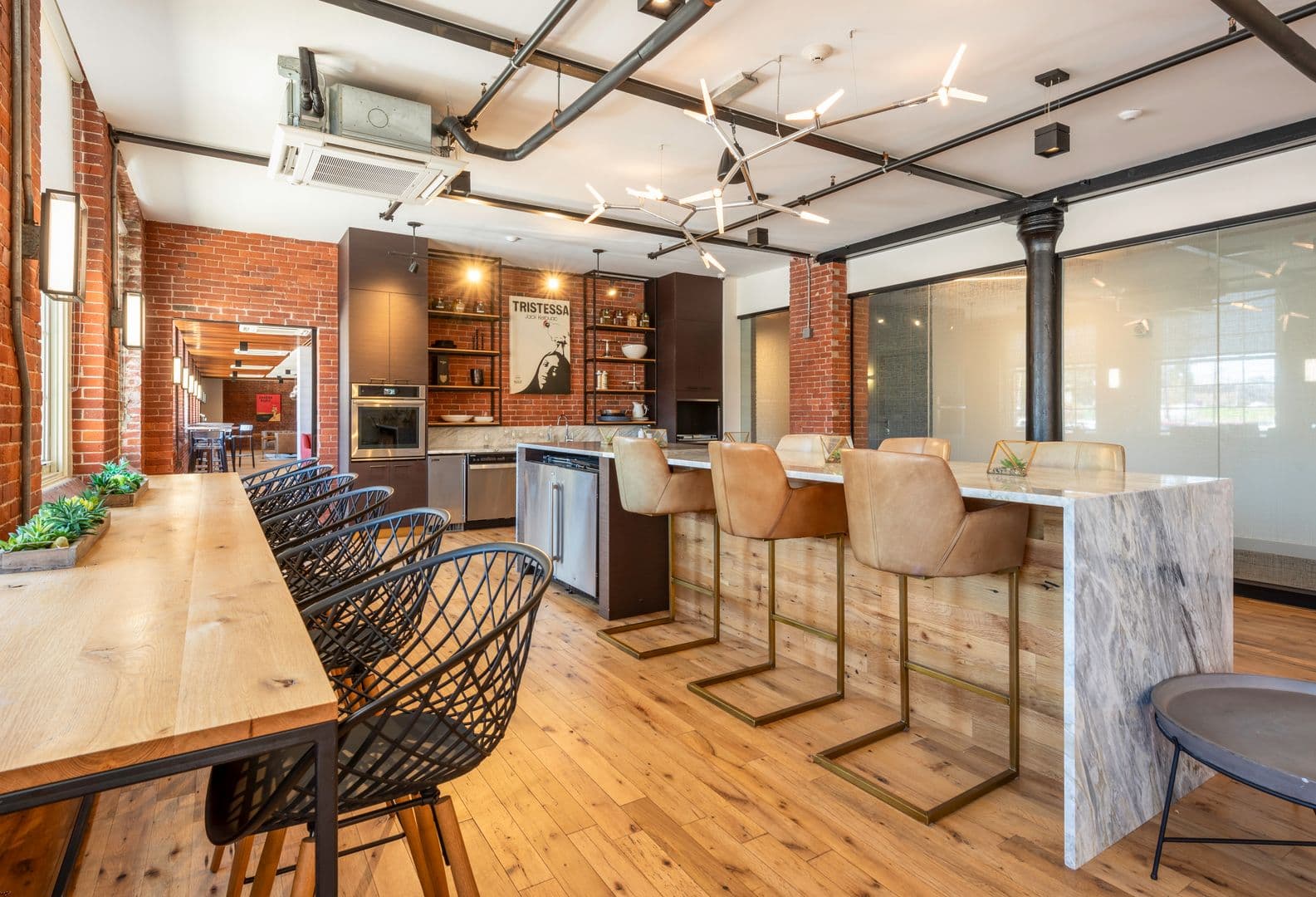 Lowell Apartment: 165 Thorndike Street