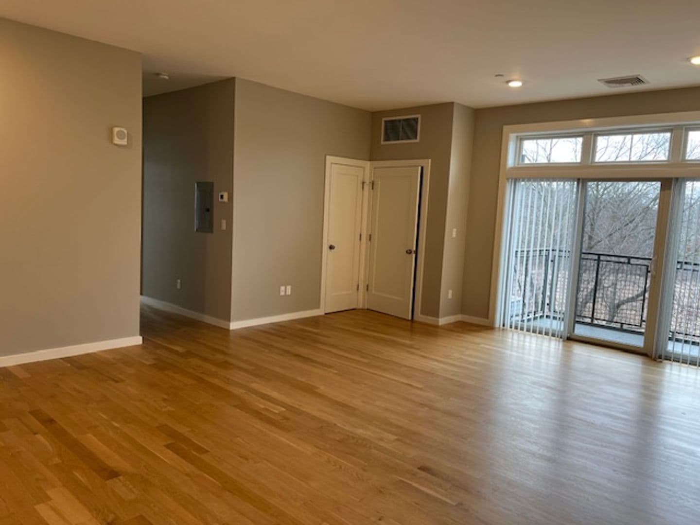 Wakefield Apartment: 600 North Ave