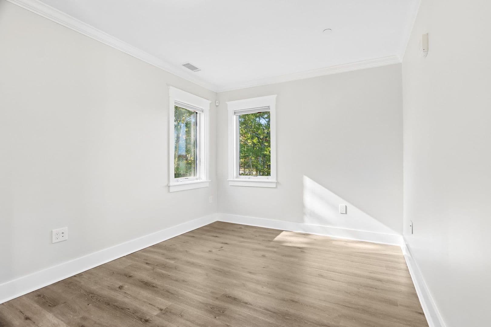 Medfield Apartment: 13-18 Hennery Way