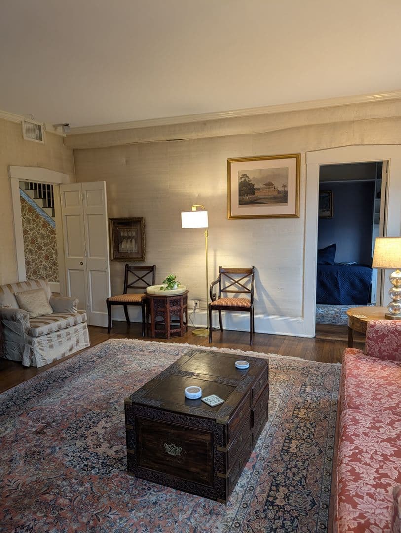 Boston Apartment: 2 Louisburg Square