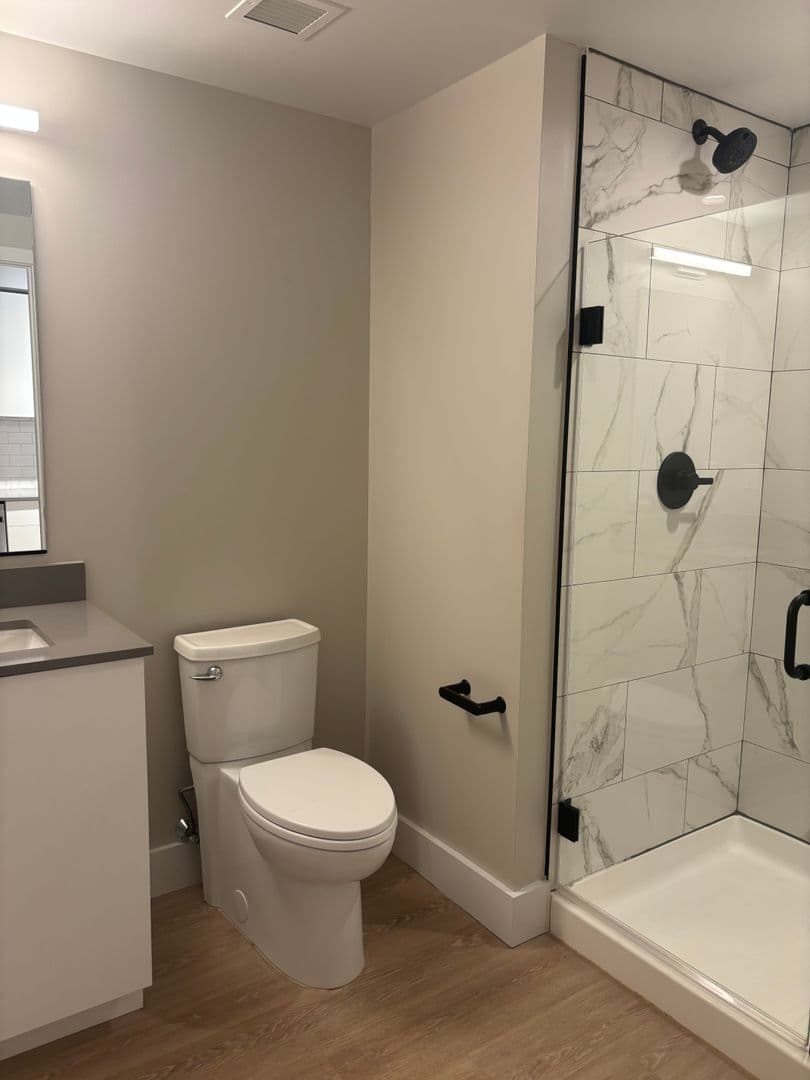 Haverhill Apartment: 86 Essex St.