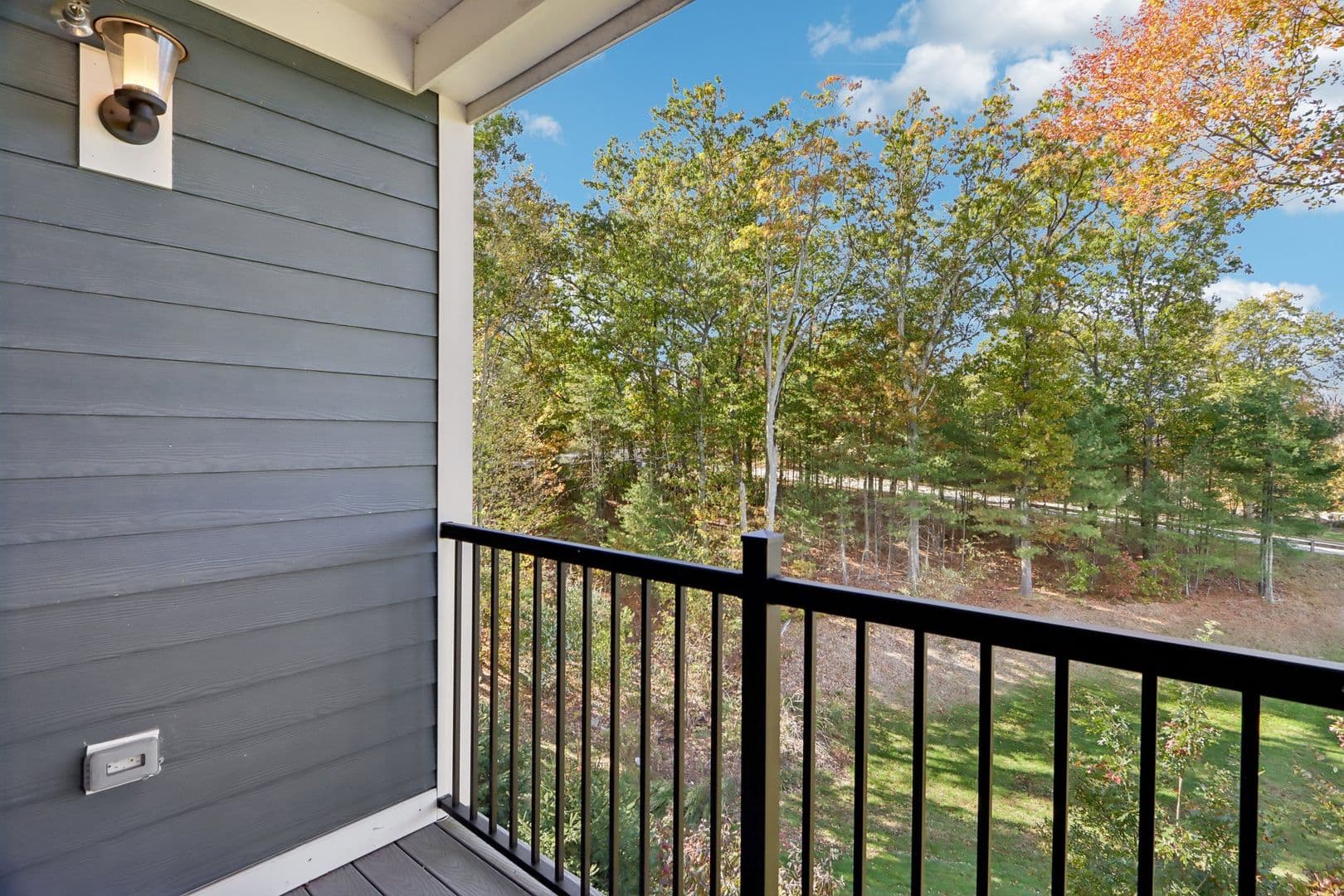 Medfield Apartment: 13-18 Hennery Way