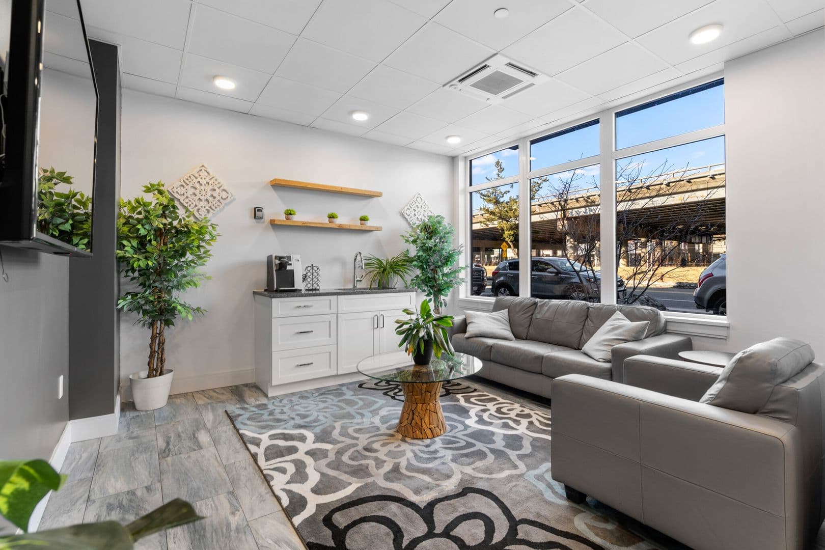 Somerville Apartment: 400 Mystic Avenue